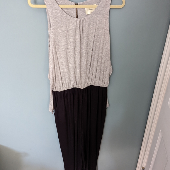 Anthropologie Colorblocked Jersey jumpsuit Grey Medium - Picture 5 of 7